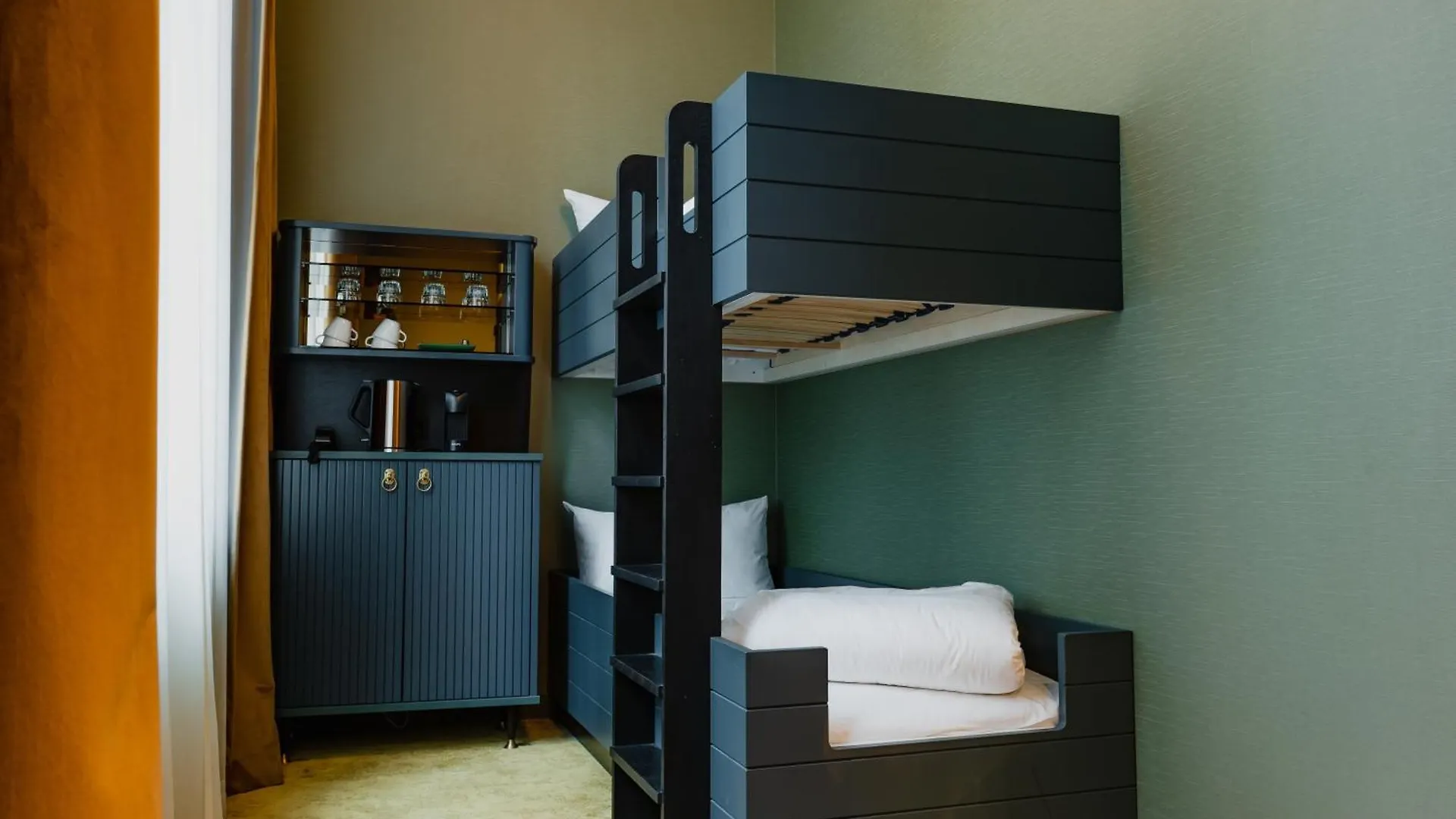 ****  Hotel Mai Amsterdam Netherlands